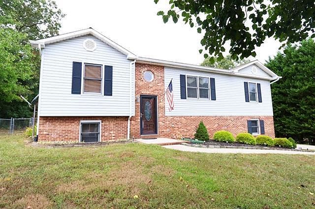 1st image of 3189 Mount Carmel Ct