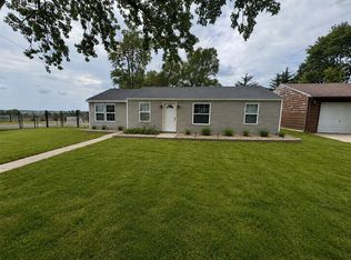 3023 Joseph St, Bloomington, IL 61704