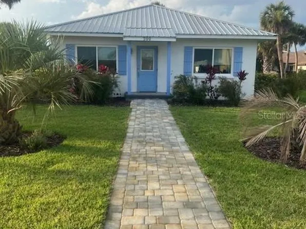 300 Normandy Ave, New Smyrna Beach, FL 32169