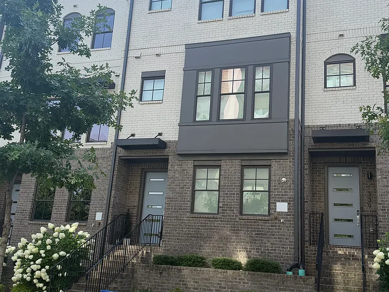 1341 Fairmont Ave NW — Photo 29