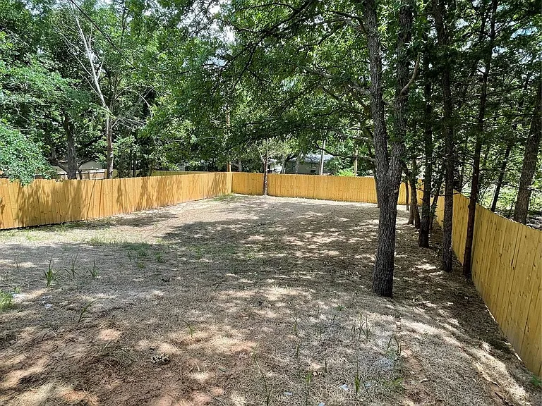 722 E Woodard St #75020 — Photo 10