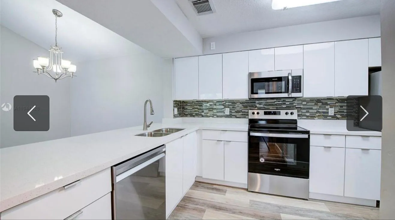 1 bed, 851 sqft, $1,950 — Photo 1