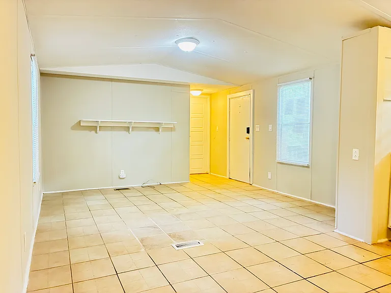 143 Bluebird Ln #A — Photo 7