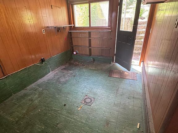 4th image of 140 Orwigsburg St