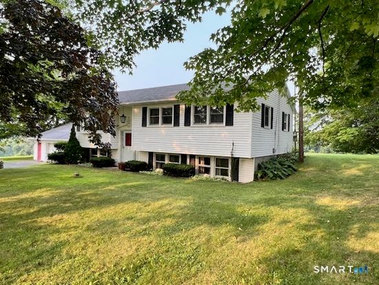 78 East Quasset Road, Woodstock, CT 06281