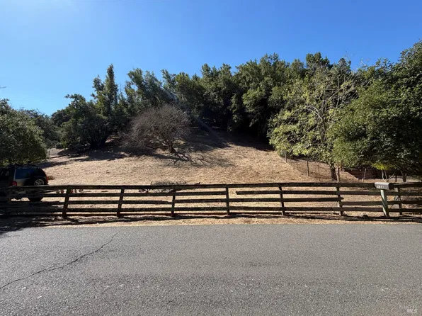 137 H Lane, Novato, CA 94945