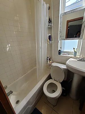 4th image of 264 E 2nd St APT 22