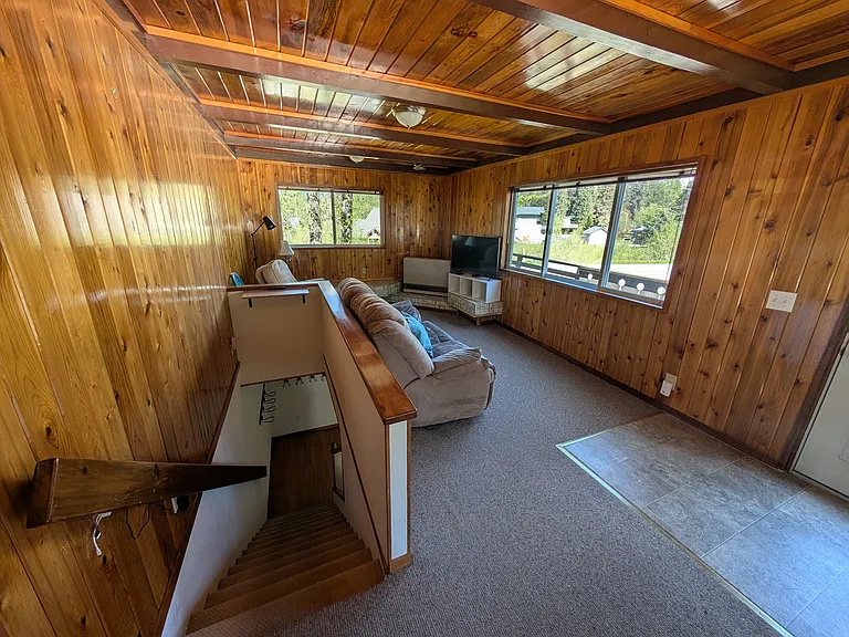 2864 Alyeska Hwy — Photo 2