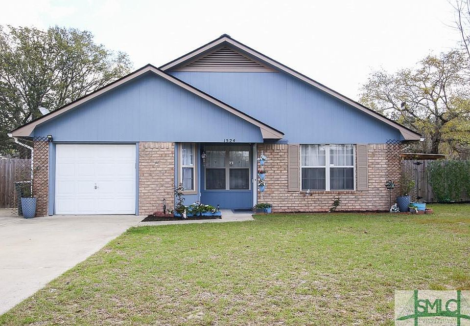 1st image of 1524 Woodcrest Cir