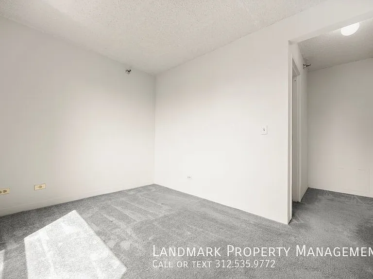200 N Dearborn St #3201 — Photo 14