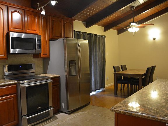 4th image of 7732 Uplands Way