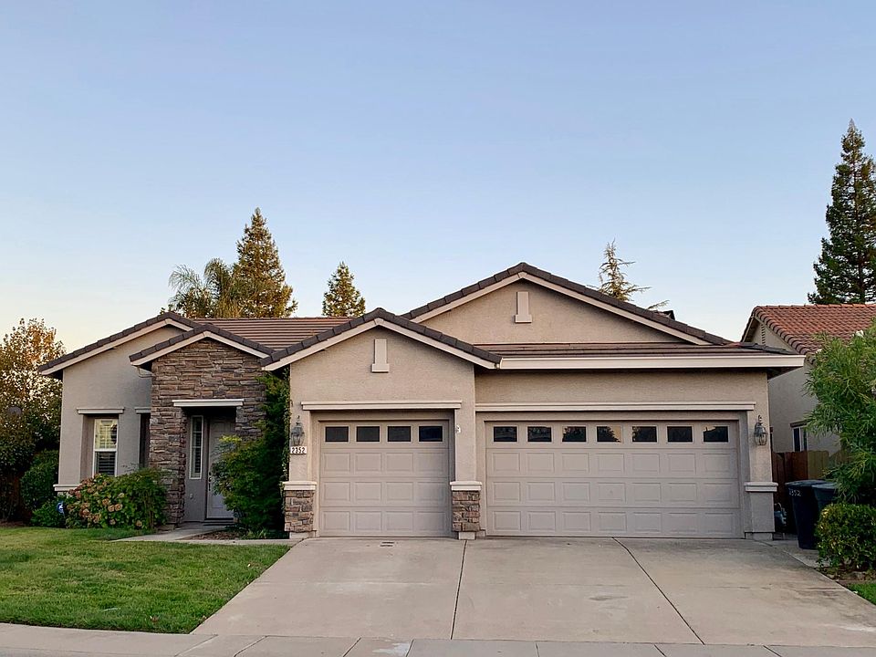 1st image of 2352 Petruchio Way