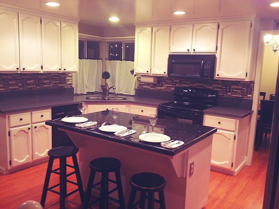 2nd image of 1307 Liberty Ct