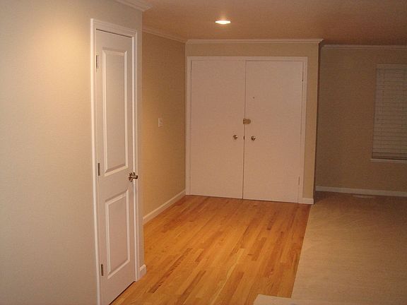 4th image of 4812 95th Ave W