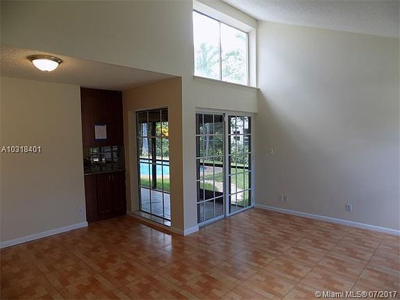3rd image of 1120 NW 90th Ln