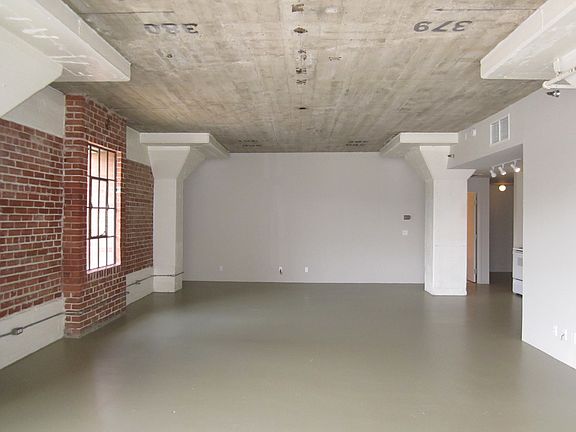 3rd image of 315 4th Ave #309