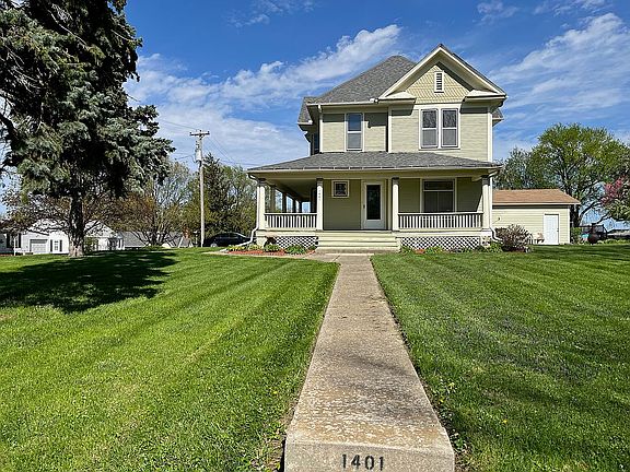 2nd image of 1401 S Moreland Pl