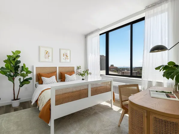 55 Jordan Avenue image 4 of 20