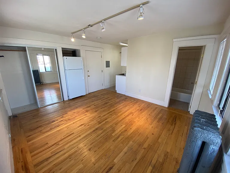 1461 Alice Street — Photo 6