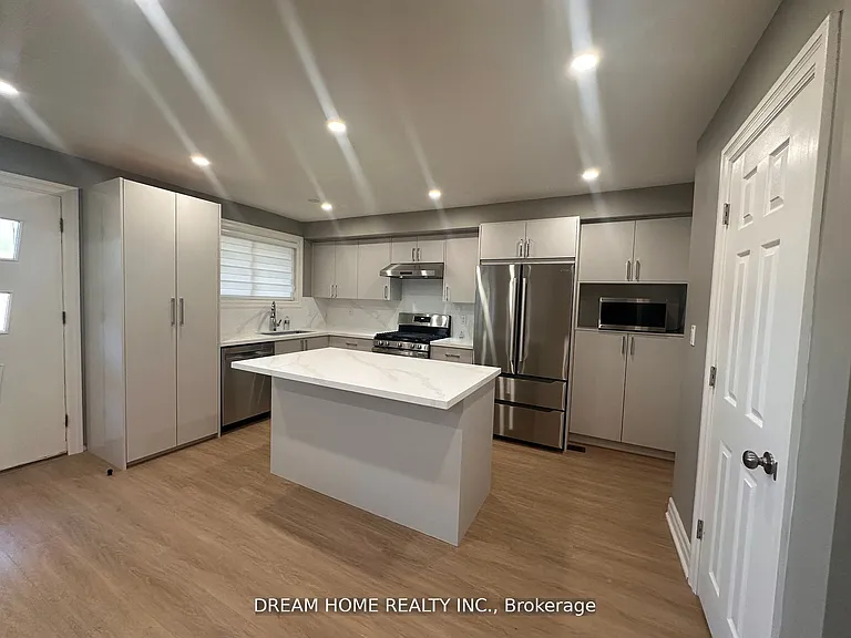 5 Empire Ct #MAIN — Photo 8