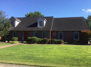 2945 Oak View Ct, Evansville, IN 47711