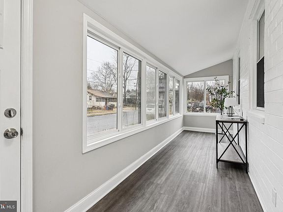 5th image of 436 Rankin Ave