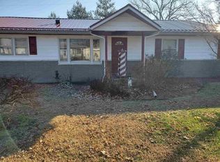 2933 E Lotus Ln, Vincennes, IN 47591