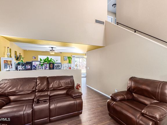 5th image of 10630 W Poinsettia Dr