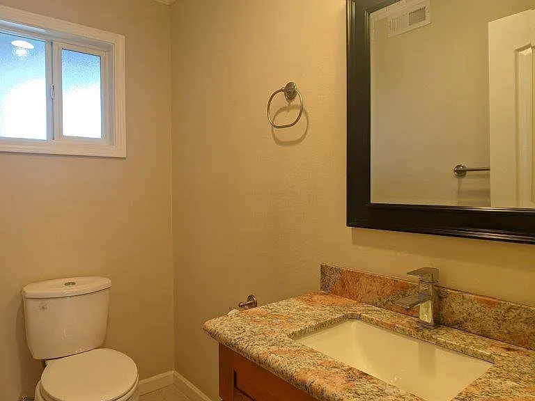 1032 Cassia Way — Photo 15