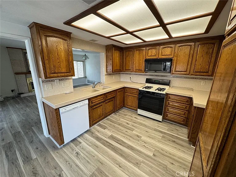 30431 Sparkle Dr — Photo 10