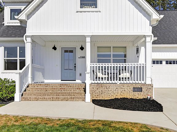 3rd image of 1360 Stone Creek Trl NW