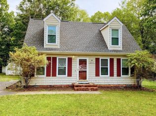 10717 S Jamie Pl, Fredericksburg, VA 22407