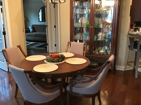 840 Bridge Crest Dr, Ada, MI 49301