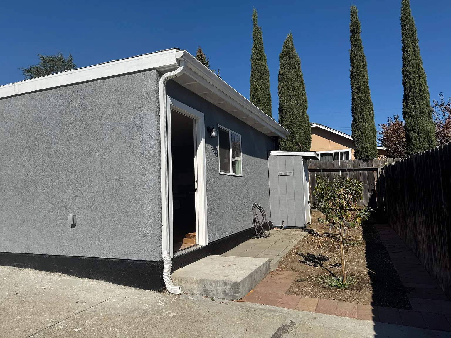 2 bed, 660 sqft, $2,650 — Photo 2