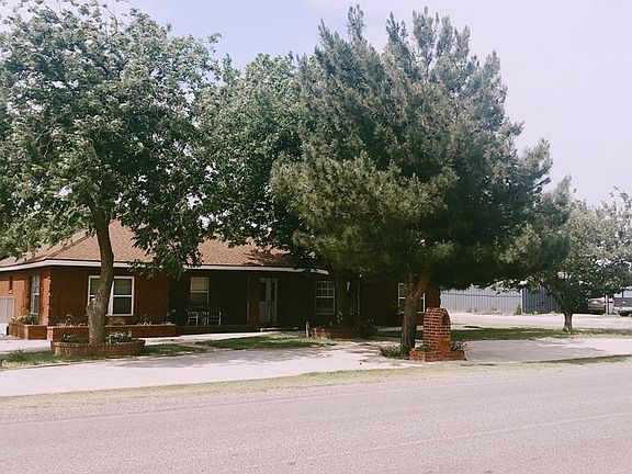 3rd image of 407 E 22nd St