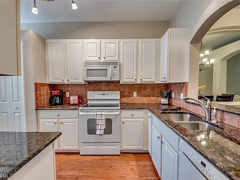 7856 Lake Sawgrass Loop #4212 — Photo 4