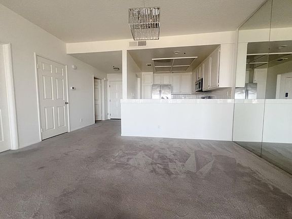 3rd image of 210 Lille Ln APT 210