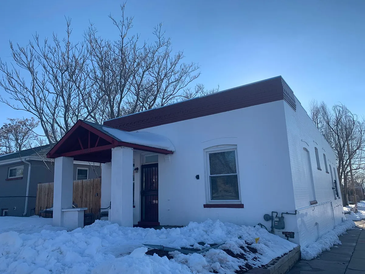 Building Photo - 3051 N Columbine St