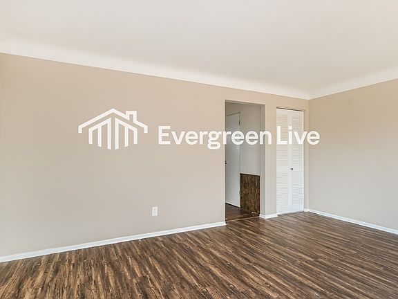 3rd image of 7009 Richwood Ln