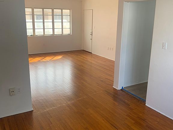 2nd image of 306 Lakeview St APT 206
