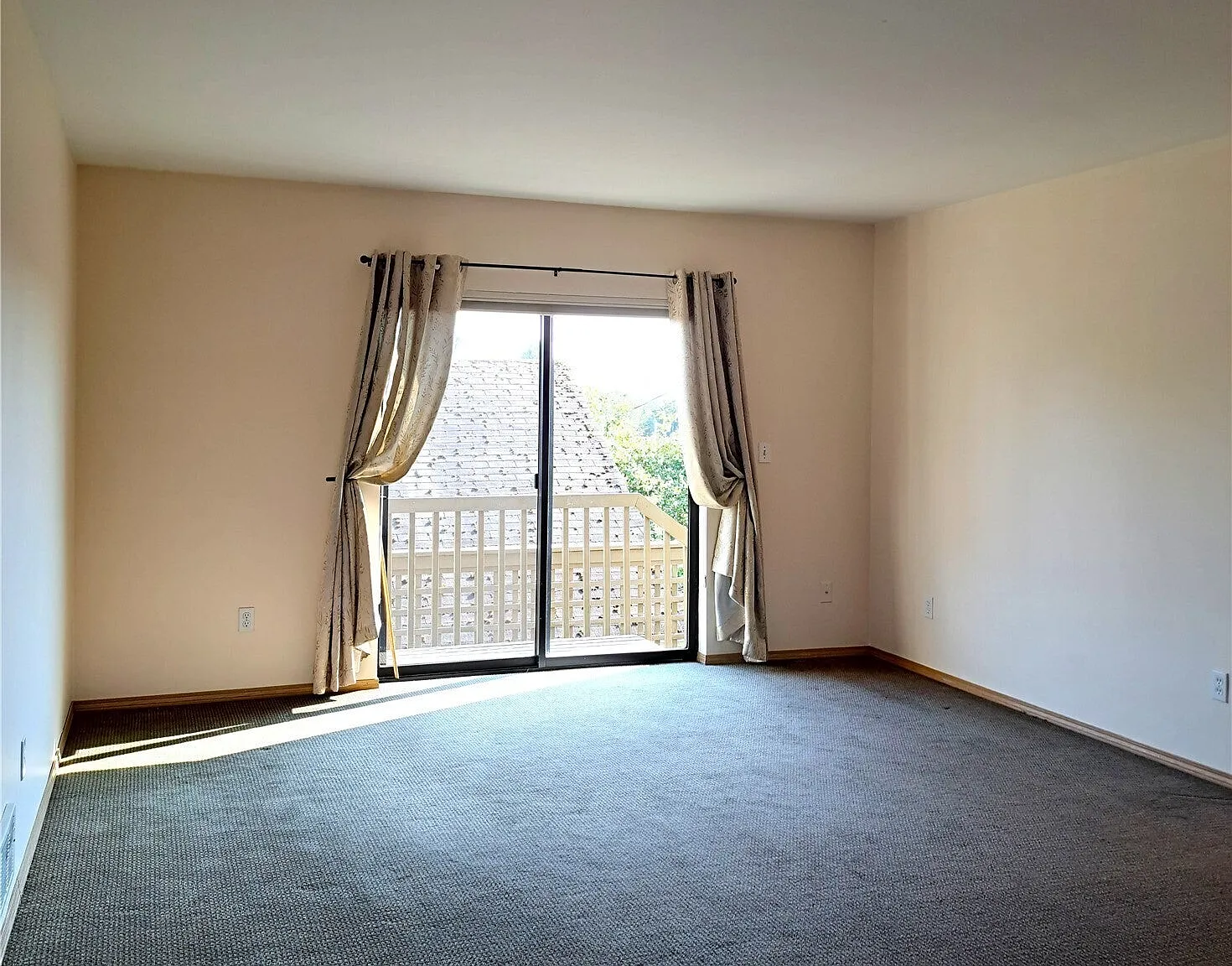 1 bed, 610 sqft, $1,700 — Photo 4