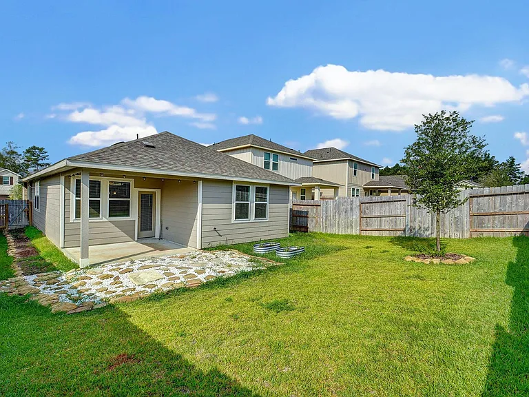 18572 Meadow Point Ln — Photo 41