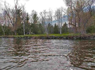 2455 S Lake Shore Dr, Lake Leelanau, MI 49653