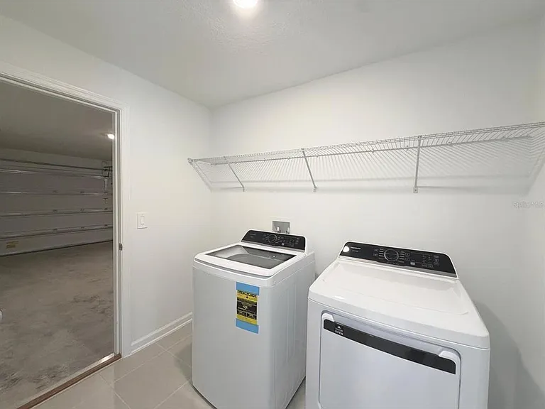 4746 Katrina Dr — Photo 15