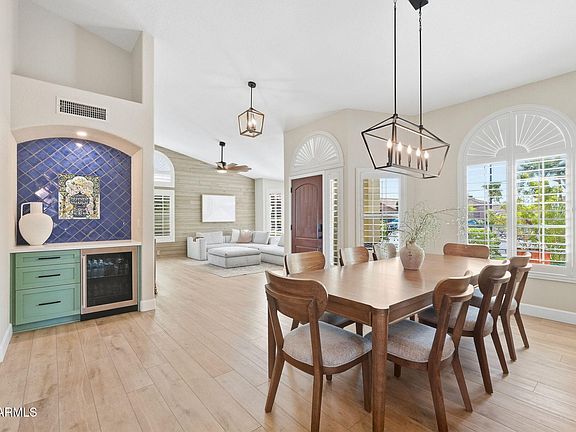3rd image of 1113 S SCALLOP Drive