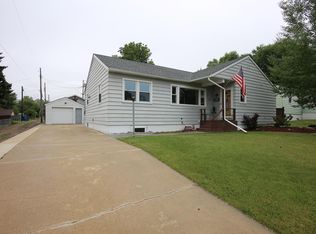 838 Avon St, Sheridan, WY 82801