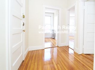 7 Mt Hood Rd APT 1, Boston, MA 02135