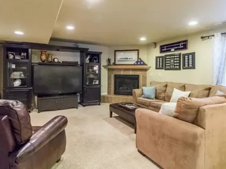 1333 Lookout Springs Dr — Photo 26