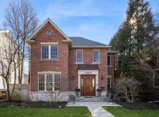 1044 Elm St, Winnetka, IL 60093