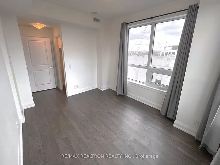7890 Bathurst St #1601 — Photo 18